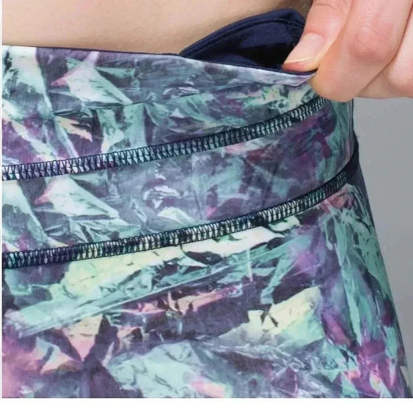 Lululemon run inspire crop 11, 21 1/2” - Picture 5 of 11